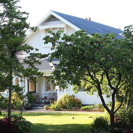 Browns Boutique Bed And Breakfast Вангануї Екстер'єр фото